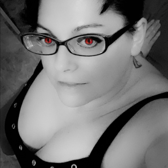 Meet your Posher, Heather - Picture 9 of 11